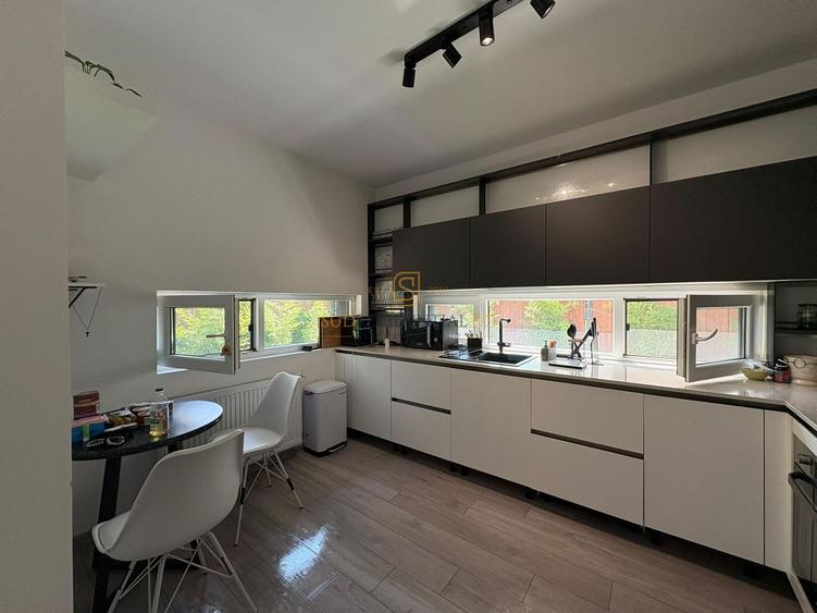 Duplex modern cu 4 camere, curte amenajata, com.Berceni