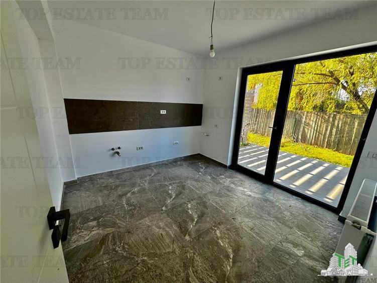 Sector 5 / granita cu Bragadiru / Duplex de vanzare cu 3 camere / Curte de 200mp