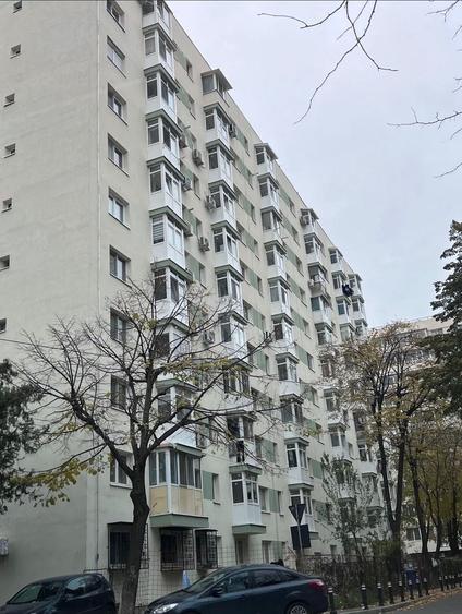 Apartament modern, totul nou, etaj 4, aproape de metrou, parcare nominala curand
