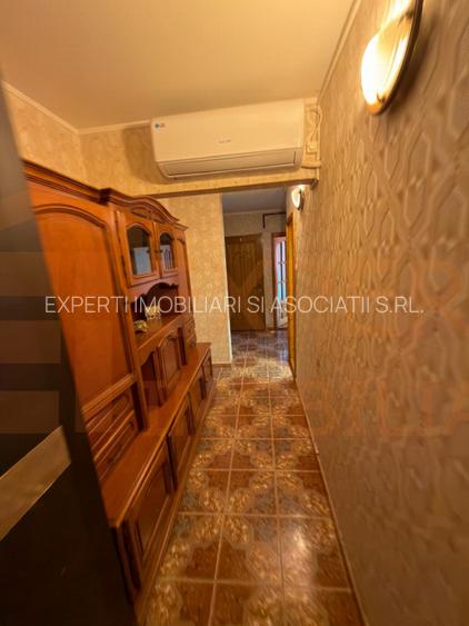 Apartament 3 camere de vanzare | Casa de Cultură | Decomandat - 18