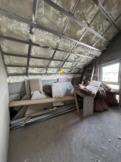 Vila 4 camere P+1+M - Complex Nou - Aproape de DN1