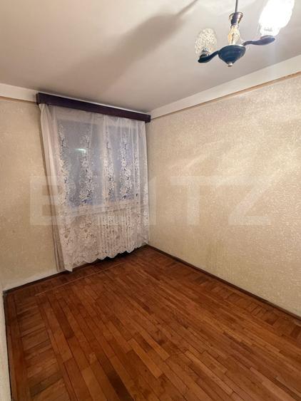 Apartament cu 3 camere, parter, zona Ultracentrala