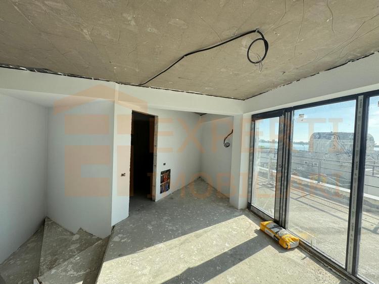 Vilă Duplex P+2 Palazu Mare | 4 Camere | Terasă 43 mp