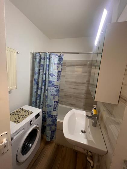 Garaoniera lux/ 5 minute de statia de tramvai