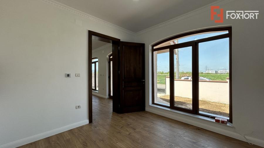 Casa individuala cu 4 camere, 130 mp utili - zona Ghiroda