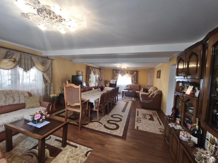 Casa multifunctionala, 420mp, 2300mp teren, Siret