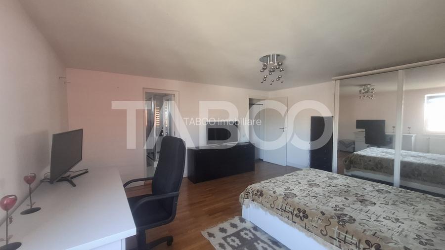 Apartament 4 camere 155 mp 2 balcoane garaj inchis Central Sibiu - 6