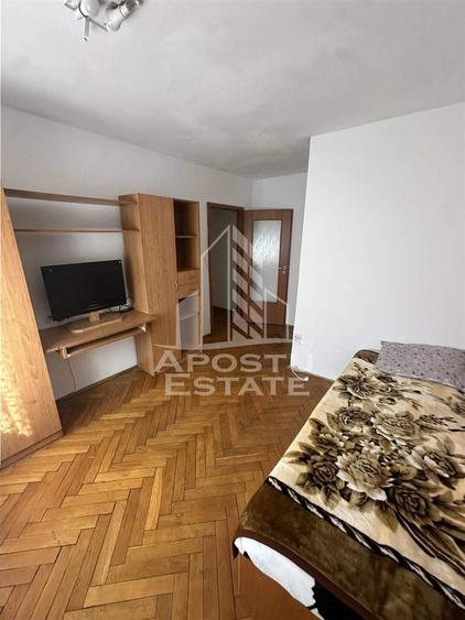 Apartament cu 3 camere de închiriat, Zona Aradului, Timișoara