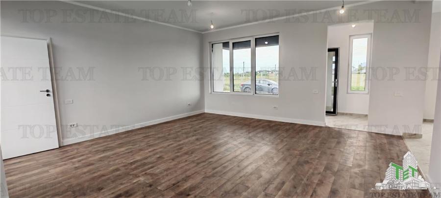 Vila stil mediteraneean, moderna, cu 4 camere ( parter ) si curte generoasa 400m