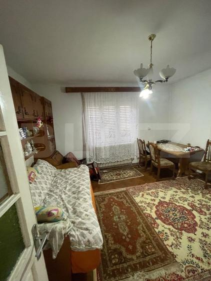 Casa de vanzare cu 4 camere, 120 mp, zona 14 Mai