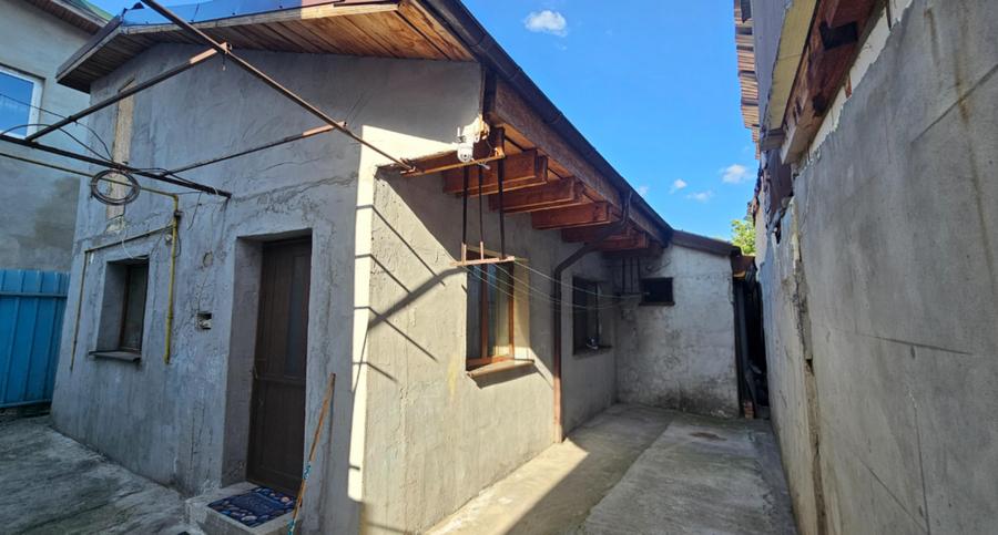 LUICA - TUDOR GOCIU, CASA 3 CAMERE 70 MPU, LOT 140 MP!