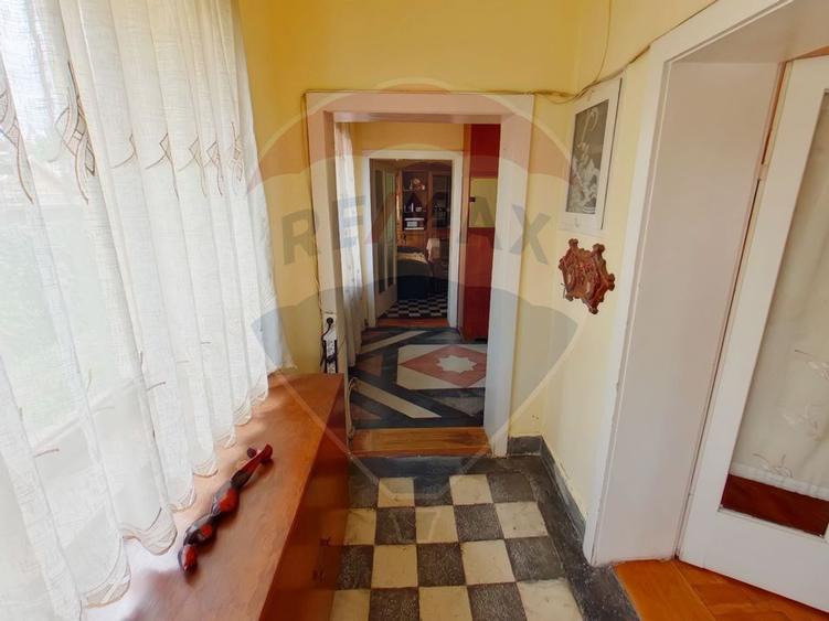 Casă cu 4 camere, Str. Bradului/ Sighetu Marmației