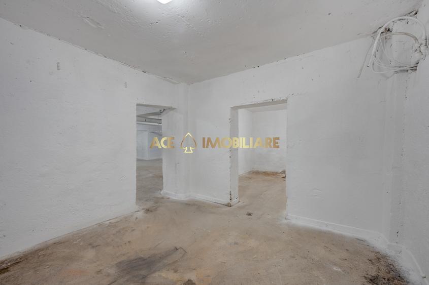 Spatiu comercial | 340 mp | Lift marfa | Curent electric trifazic