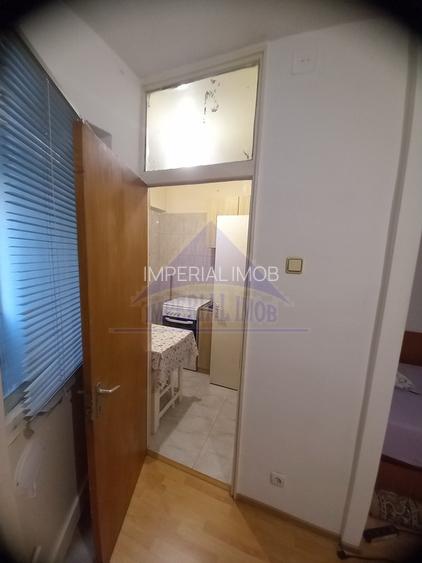 Inchiriere garsoniera 25 mp, Teiul Doamnei – Brasoveni - 4