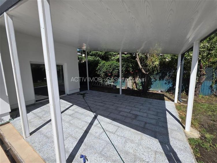 Vila cu piscina - Pipera - 5 camere - 3 bai - 218mp - 900mp teren
