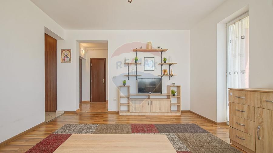 Apartament 2 Camere Subcetate - Mobilat, Parcare, Liniște lângă Brașov