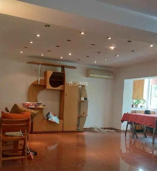 Apartament 4 camere pregătit de vânzare  aflat în proximitatea stației de metrou - 8