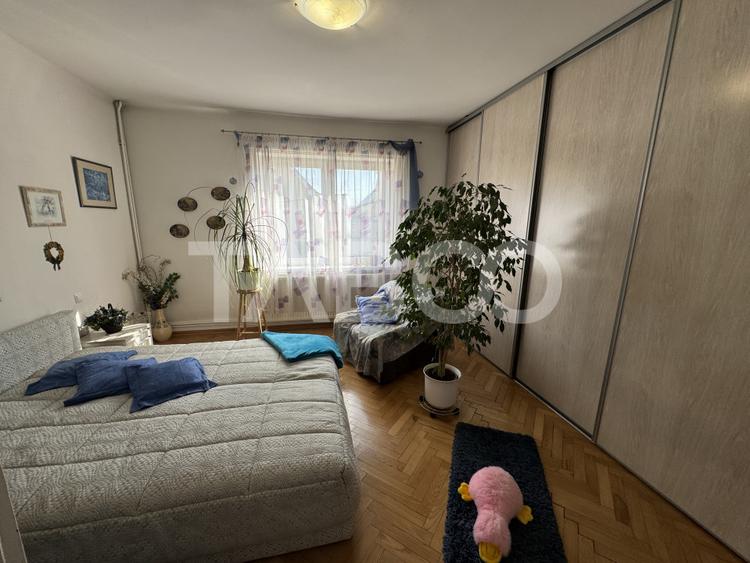Casa individuala si apartament 2 fronturi teren 584 mp Turnisor Sibiu