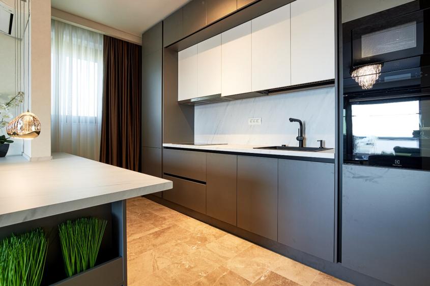 APARTAMENT DE LUX | 2 CAMERE | TERASA | VEDERE MARE SI LAC | TOMIS PLUS