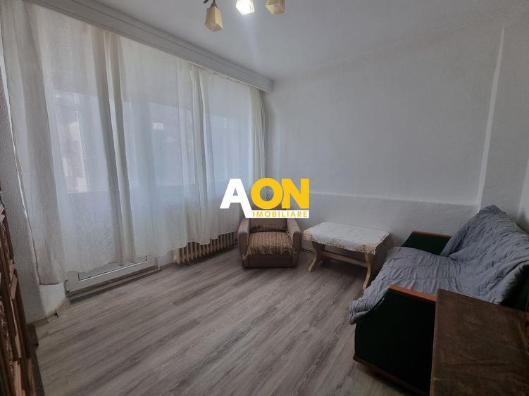 Apartament 3 Camere Decomandat, Zona Cetate