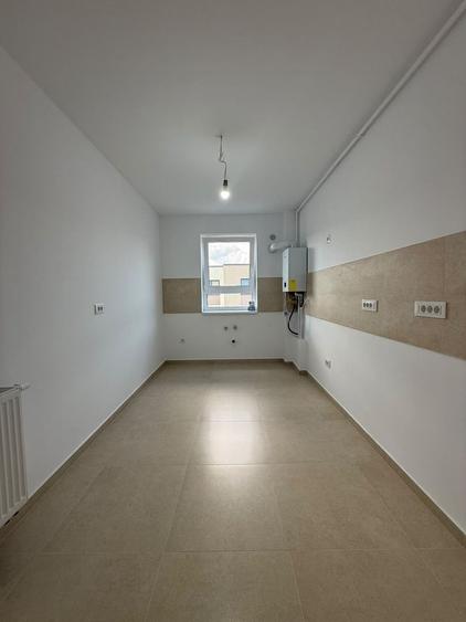 Apartament 3 camere în clădire cu 3 etaje