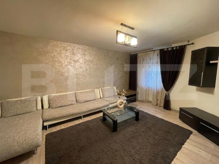 Apartament 3 camere decomandat, 72 mp, zona McDonald's