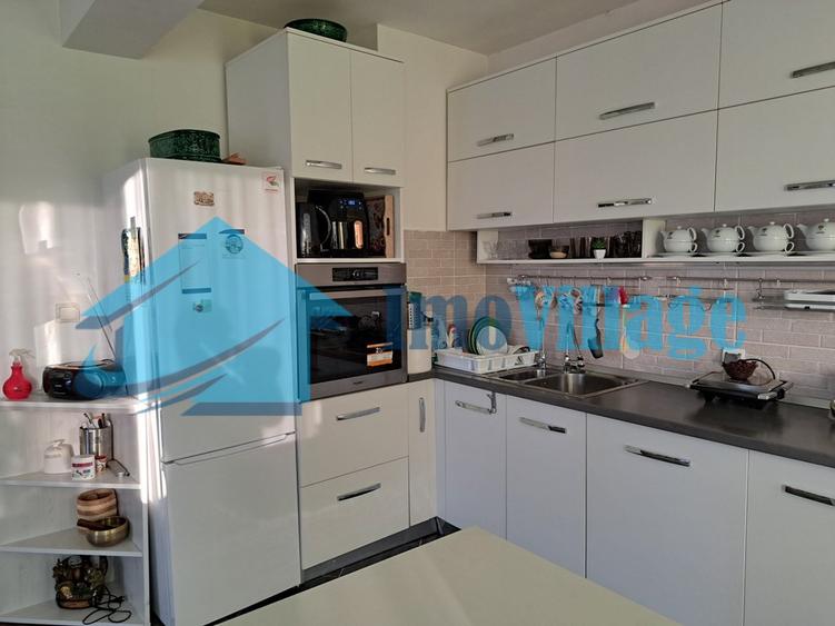 Vand apartament 2 camere, str. Voinicenilor, Tg. Mures