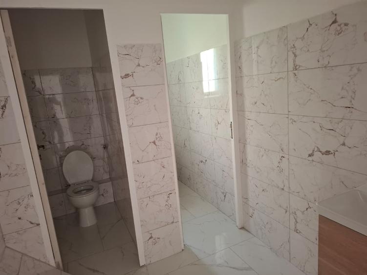 Inchiriez spatiu comercial