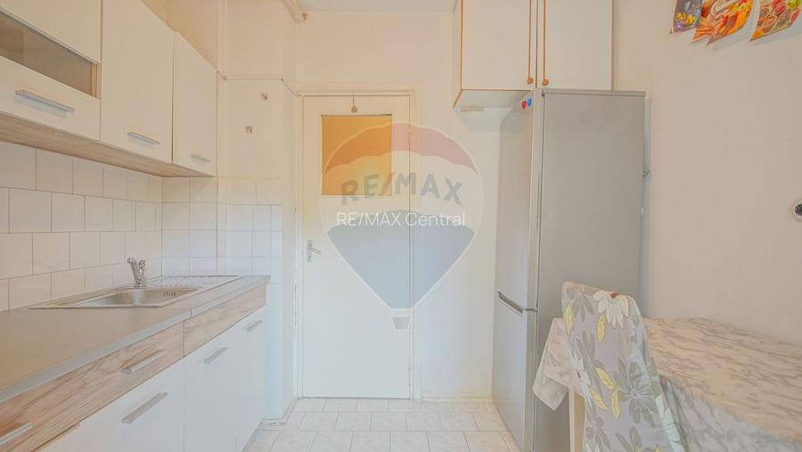 Apartament 2 cam de închiriat Zona Griviței Mobilat și utilat etaj 1 - 16