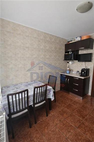 APARTAMENT 3 CAM, BRANCOVEANU