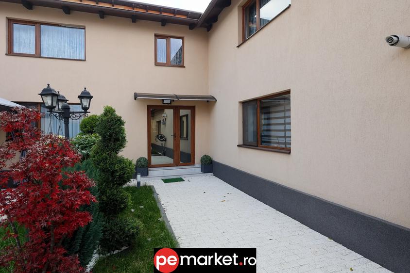 Casă superbă P+E cu 2 corpuri independente – ideală pentru familie & regim hotel