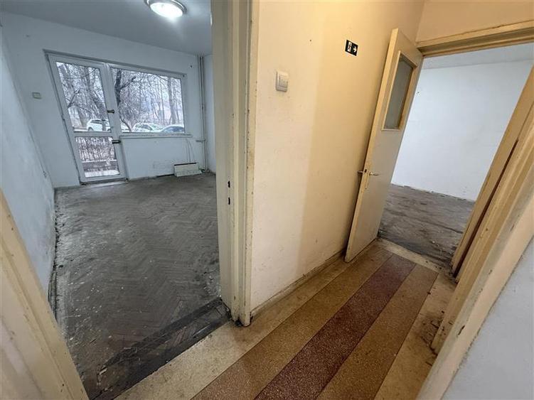 Apartament pretabil birouri - 40 mp - Aleea Parcului