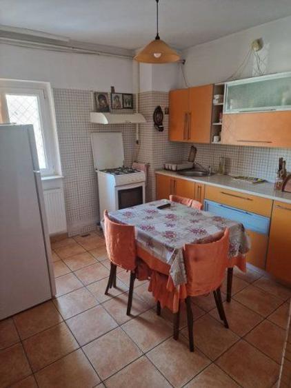 APARTAMENT 4 CAMERE CONFORT MAXIM 102MP ZONA TROCADERO