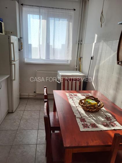 Apartament 3 camere,  Tomis Nord 600 EURO - 16