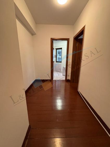 Unirii-Mall Bucuresti, Spatiu Birouri, 131mp, Bloc 2012, Locatie Exceptionala