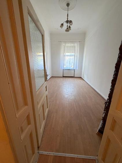 Apartament la casa ultracentral, str. Eminescu
