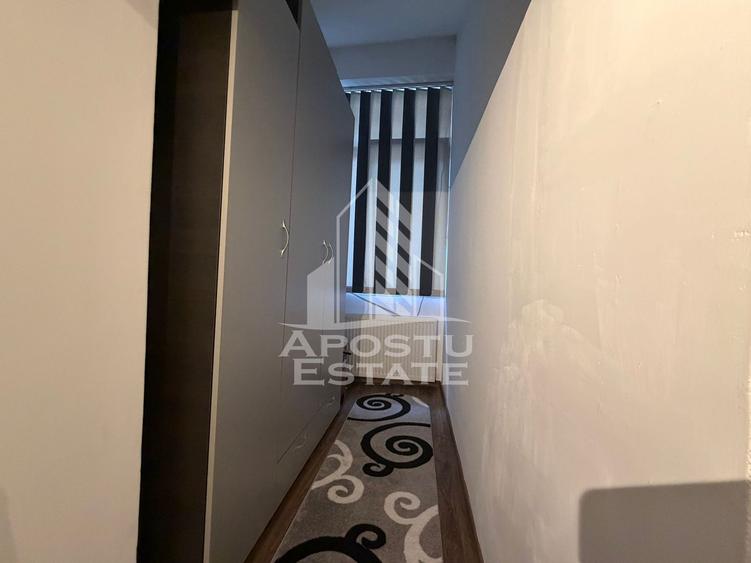 Apartament cu 2 camere, centrala proprie,  teren 99 mp, zona Iosefin