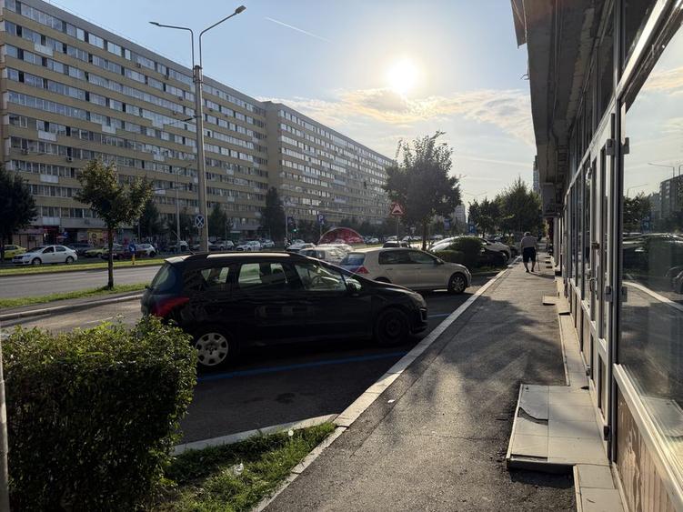 Spațiu comercial cu vizibilitate și acces excelent/ Șoseaua Pantelimon