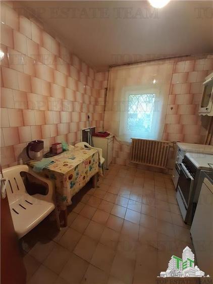 Apartament 2 camere in Calea Vacaresti-Tineretului aproape de metrou