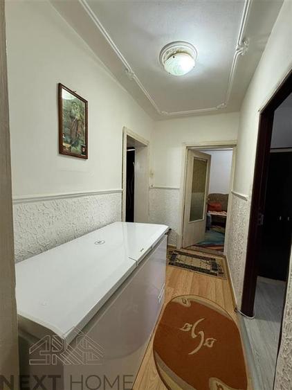 Apartament 3 Camere de Vanzare sau Inchiriere, Strada Lupeni – 81 mp, Etaj 1