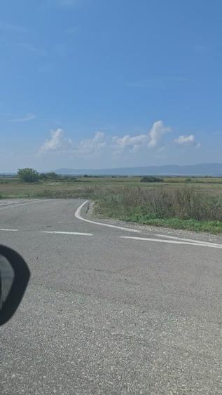 Teren agricol sau zona agrement HALCHIU - langa Lacuri si Balastiera