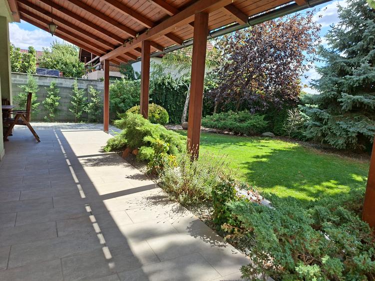 Vila impecabila langa British School Timisoara