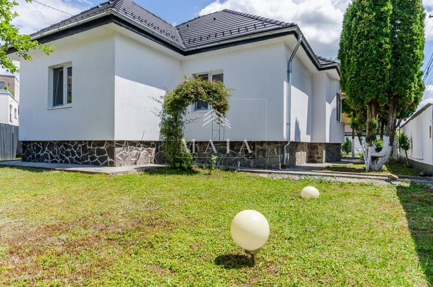 Casa 4 camere, teren 457 mp,  zona  Parcul Sub Arini
