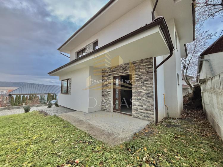 Casa individuala de vânzare | Chinteni | terasa | P+E - 3