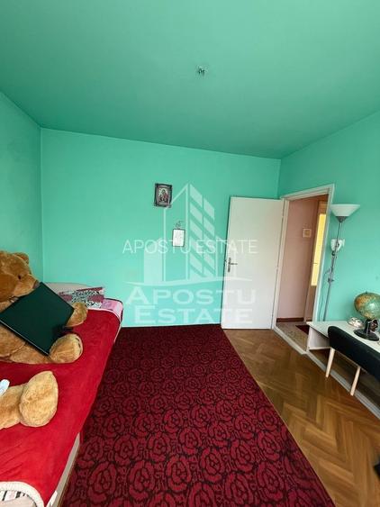 Apartament de vanzare cu 3 camere, 2 bai, 2 balcoane, zona Soarelui - 10