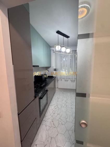 3 Camere de inchiriat | Berceni | Parcare| Metrou |