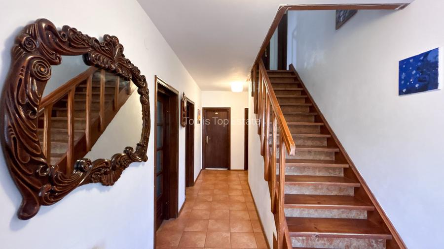 Pensiune turistică de vânzare in Corbu | 7 camere | Teren 1000mp - 11