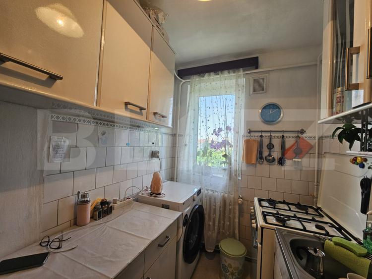 Apartament 2 camere, 39 mp, zona Podul de Piatra