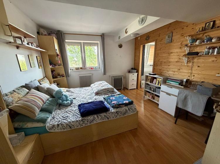 Spatiu Comercial de vanzare, zona Cetate