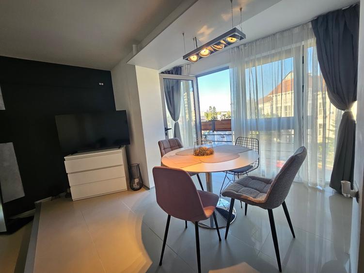 Oferta inchiriere studio de lux zona centrala, parcare, 350 EURO